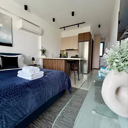 Chill And Stay-Luxury Studio In Kato Paphos Exterior photo
