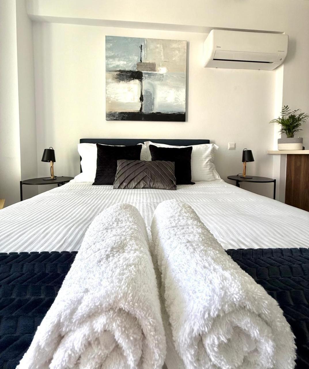 Chill And Stay-luxury In Kato Apartment